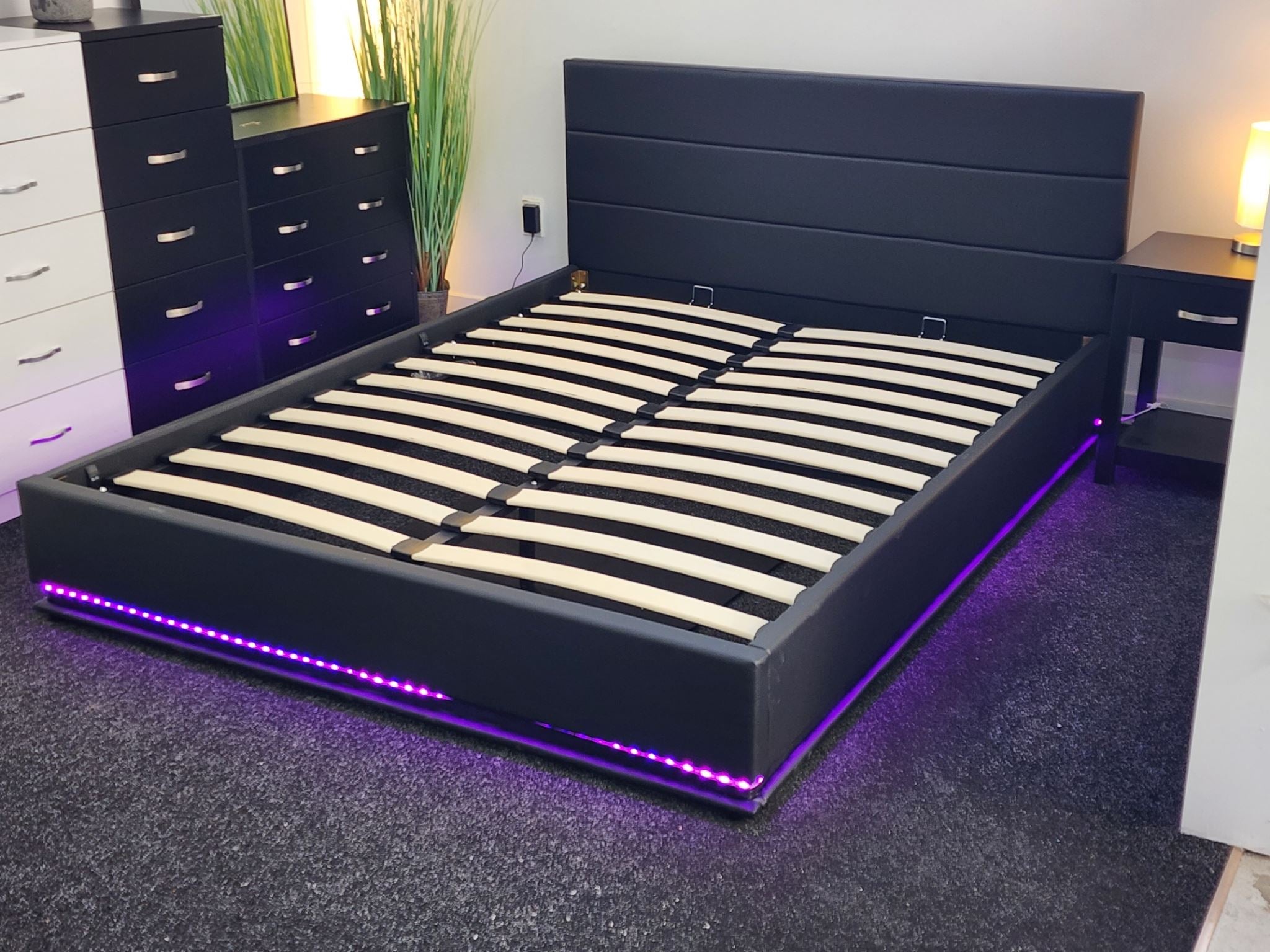 Herry Gaslift Storage bed with LED light - King
