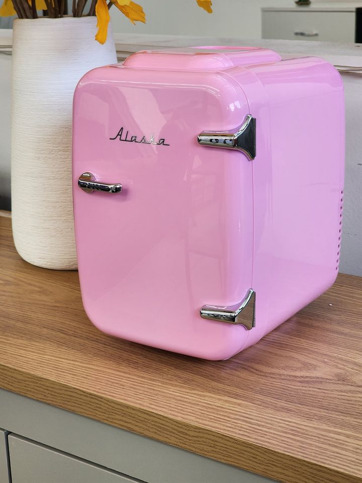 Alaska 4L Cosmetic Beauty Fridge Pink
